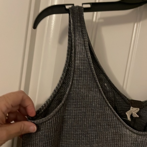We The Free Kitten Thermal Knit Flare Tank Top women’s Sz‎ XS GRAY distressed - Picture 5 of 14
